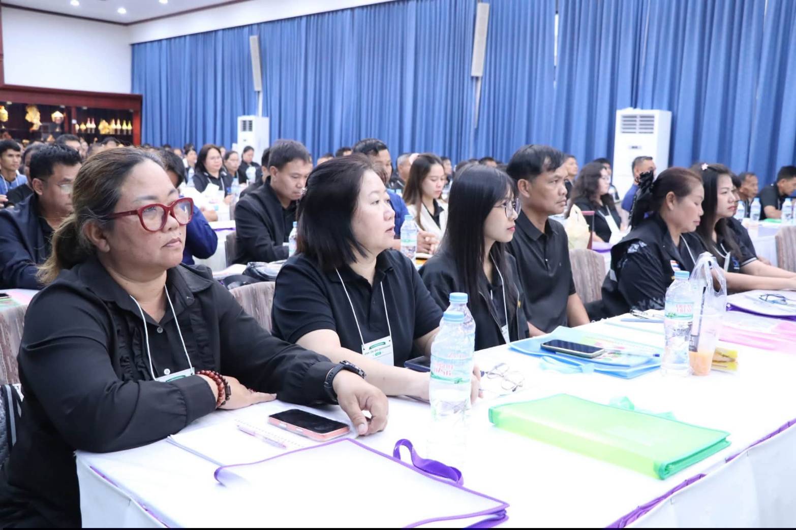 title - เลขาธิการสำนักงานการปฏิรูปที่ดินเพื่อเกษตรกรรม เป็นประธานในพิธีเปิดโครงการฝึกอบรมเชิงปฏิบัติการ หลักสูตร “รู้ปลูก รู้รักษา รู้คุณค่าของหญ้าแฝก” ระยะที่ 2 ภายใต้โครงการพัฒนาและรณรงค์การใช้หญ้าแฝกอันเนื่องมาจากพระราชดำริ ประจำปีงบประมาณ พ.ศ. 2569 ณ ศูนย์ส่งเสริมและพัฒนาอาชีพเสริมนอกภาคการเกษตร (ศพส.)